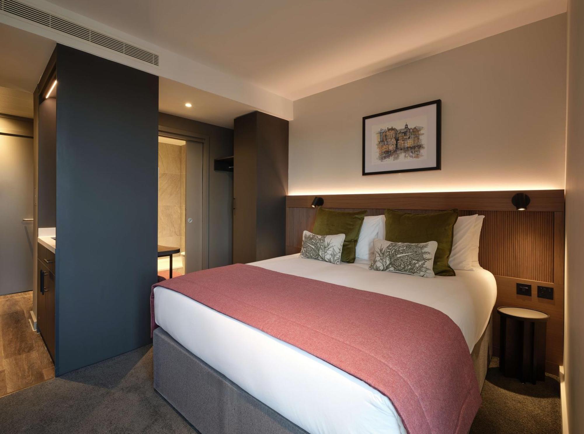 מלון The Resident Edinburgh - Newly Open מראה חיצוני תמונה
